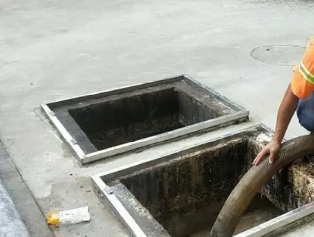 海棠化粪池清理